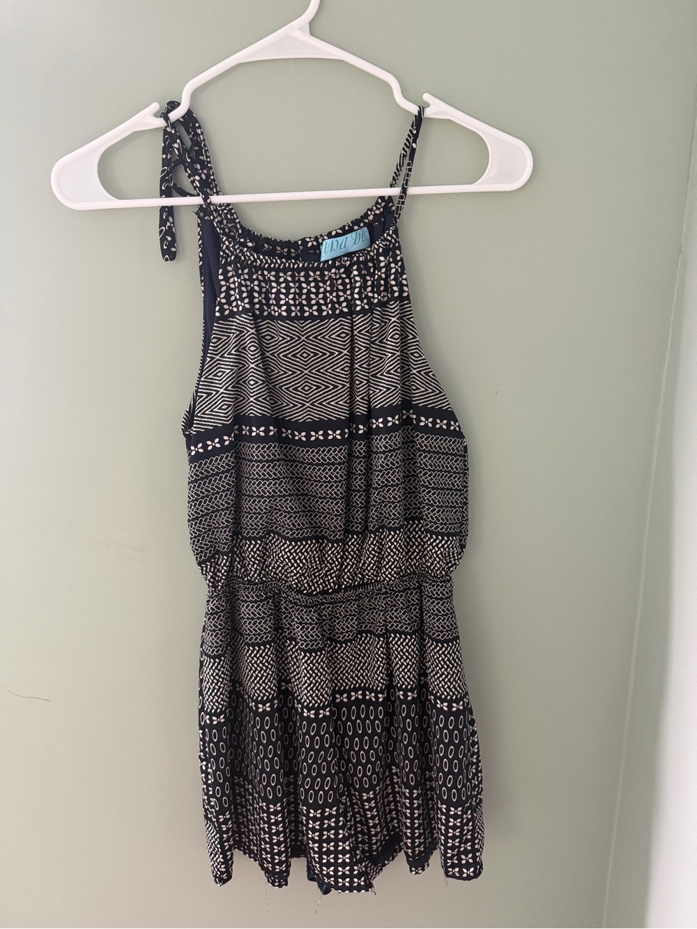 Dina Be Black & White Patterned Sleeveless Romper